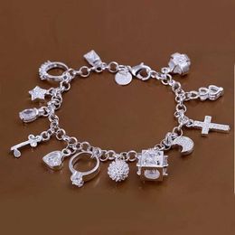 Chaîne Valeure chaude Valentine Cadeau Silver Color Bijoux Bracelets de mode mignon Femmes Dame Mariage Charmes gratuites Y240420