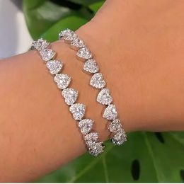 Chaîne Iced out bling coeur cz cluster bracelet entièrement pavé 5a zircone cubique pour femmes valentines cadeau mode chaîne de tennis 230614