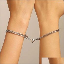 Bracelets de liaison chaîne LOVE BOUCLE MAGNEMLE BRACLE MATTRIPLE COUPLE SNAP CRÉATION CARET CHARD STYLE MANGET DE DROP DROP DIVROIT