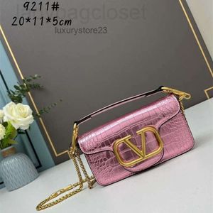 Cadena Little Vbuckle Valenteno Shoulder Bag Vlogo Lady Miniloco Pasquina Hom Handheld Classic Leather 2024 One New Womens Fashion Fashion Purse de cuero Aujd