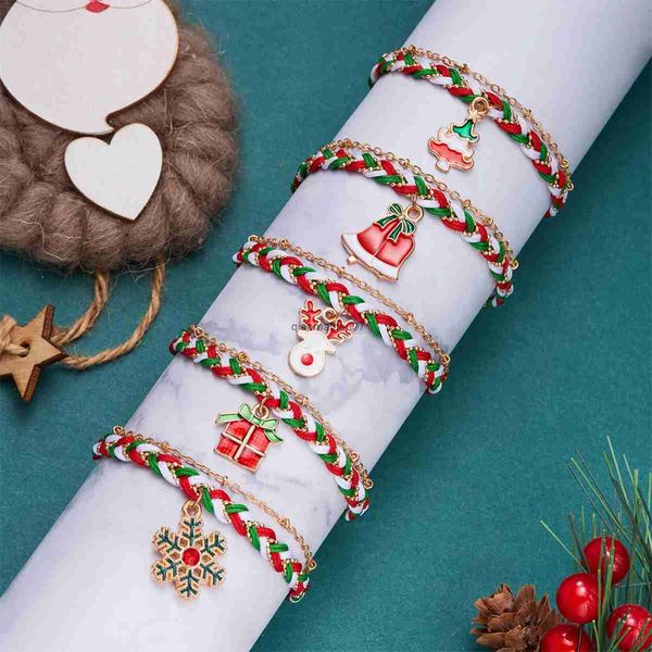 Cadena Feliz Navidad Encantos Pulsera de cadena en capas Papá Noel Muñeco de nieve Ciervo Pulseras de árbol de Navidad para mujeres Festival Joyería Fiesta RegaloL24