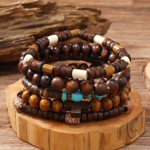 Chaîne Rétro bracelet pour hommes vente chaude croix multicouche bracelet de perles style bohème bracelet de perles en bois accessoires d'art rétro Q240401