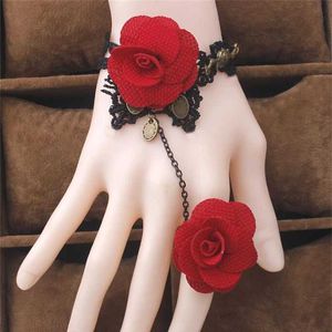 Ketting retro rode rozenarmbanden vingerringen vrouw bloem kanten armband met ring een opisthenar mode sieraden feest cosplay cadeau