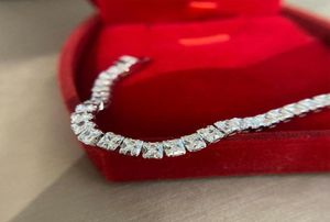 Bracelets en diamant en chaîne Chain Square pour les femmes Luxury Engagement de luxe Bijoux de pierres précieuses 18cm8513365