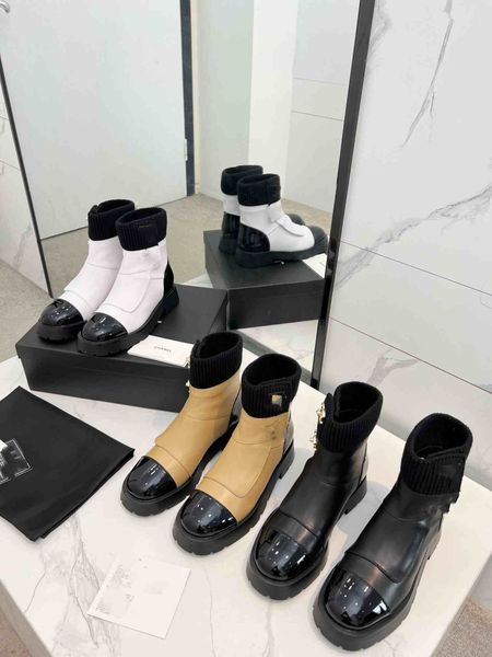 Bottes à semelles épaisses en chaîne, chaussures pour femmes populaires, tissu en cuir de veau personnalisé et modification polyvalente de la forme du pied haut de gamme.