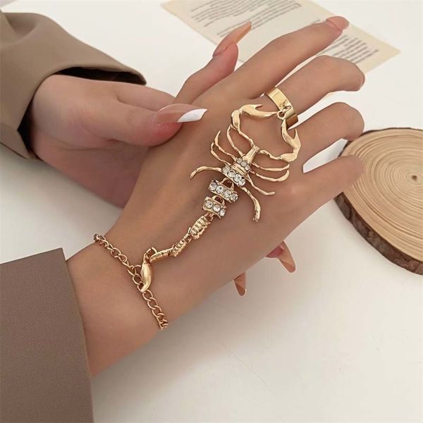 Chaîne Vintage Punk Scorpion Gland Anneau Bracelet Ensembles pour Femmes Hommes Gothique Cristal Connecté Doigt Charme Bracelets Bijoux 230508