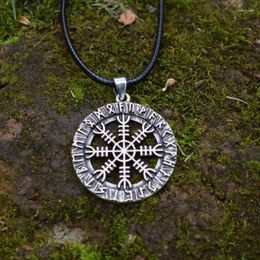 Chaînes 12 pièces symbole de Norse Viking Odin de collier runique Runes amulette Rune Vegvisir boussole bijoux de mode
