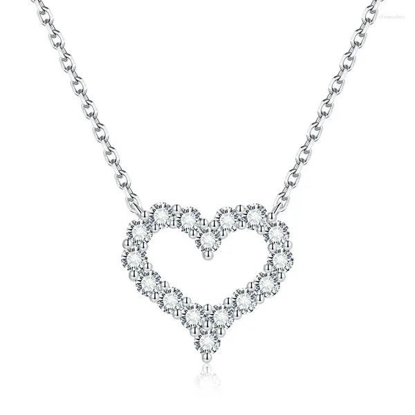 Chaînes 1CT Moissanite Heart Collier pour femmes 925 Argent 18K Plaqué Or Platine Simulé Diamant Pendentif Cadeau d'anniversaire