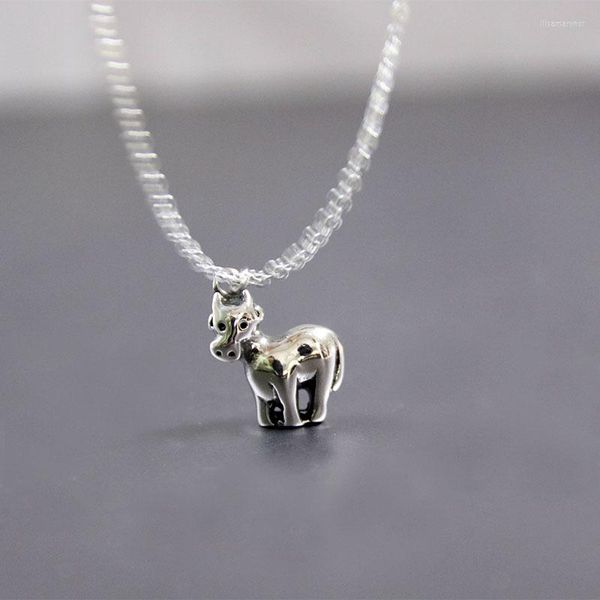 Chaînes 1pc bricolage Vintage 3D vache en acier inoxydable collier personnalisé Culture chinoise Animal zodiaque bétail hommes femmes bijoux commémoratifs