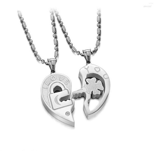 Cadenas 2 piezas Set moda amigo pareja colgante collar corazón roto mujeres hombres regalo amistad joyería Corea llavero medallón