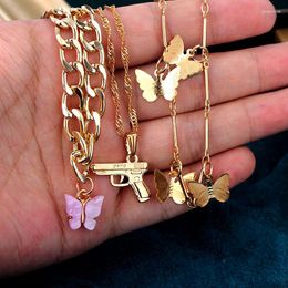 Chaînes 2023 mode or couleur pistolet pendentif collier pour femmes multicouche acrylique papillon tour de cou Punk hip-hop bijoux