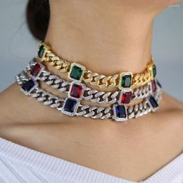 Cadenas 2023 Iced Out Hip Hop Dainty Miami Collar de cristal cubano Relleno Verde Azul Rojo Rosa Baguette Cubic Zirconia