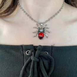 Cadenas 2023 primavera acero inoxidable mujer colgante collar gótico rojo cristal araña cadena corta accesorios de joyería