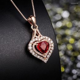 Cadenas 2024 Luxury Rose Gold Color Heart Colgante Collar para mujer Lady Valentine Día de San Valentín Joyería al por mayor Moonso X5706