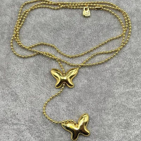 Chaines 2024 Unode50 européen et américain vendant une géométrie exquise Butterfly Collier de bijoux romantique Pack cadeau