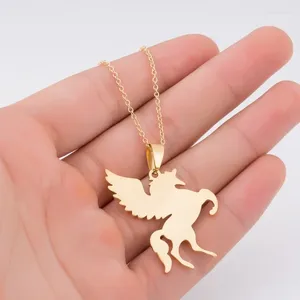 Chaines 2024 Collier de cheval en gros de Running Heart en acier inoxydable Steed Pendants Bijoux amis Cadeaux