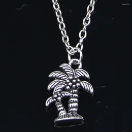 Chaînes 20pcs Collier de mode 18x13mm Palm Tree Pendentifs de noix de coco Court Long Femmes Hommes Colar Cadeau Bijoux Tour de cou