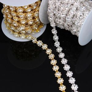 Chaînes 5 Yard -Grade Fleur Cristal Clair Rond Verre Strass Coupe Chaîne Base Robe Ceinture Garniture Applique Coudre Sur Vêtement