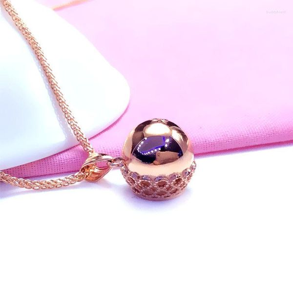 Chaînes 585 Purple Gold Classic Pendentif pour femmes Simple et brillant Plaqué 14K Rose Ball Perle Collier Clavicule Chaîne Bijoux