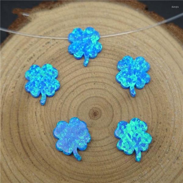 Chaînes 5pcs Nice Pendre de fleur d'opale bleu synthétique avec trou pour collier en gros