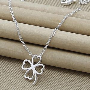 Chaînes 925 Sterling Silver Four Feuilles Trèfle Pendentif Colliers 18 pouces Chaîne pour Mère Femme Bijoux Cadeau