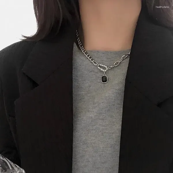 Chaînes Arrivée Mode Colliers Femmes À La Mode Lien Chaîne En Métal Style Froid Noir Pendentif Ins Simple Doux Femme Bijoux