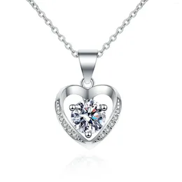 Chaînes AZ385-X Lefei Mode Tendance Luxe Classique Moissanite Diamant-Set 1 Ct Coeur Collier Femmes 925 Argent Parti Charms Bijoux Cadeau