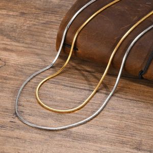 Cadenas Collares básicos de cadena de espiga de serpiente para hombres y mujeres 18K PVD Color oro Collar de gargantilla plana de acero inoxidable resistente al agua