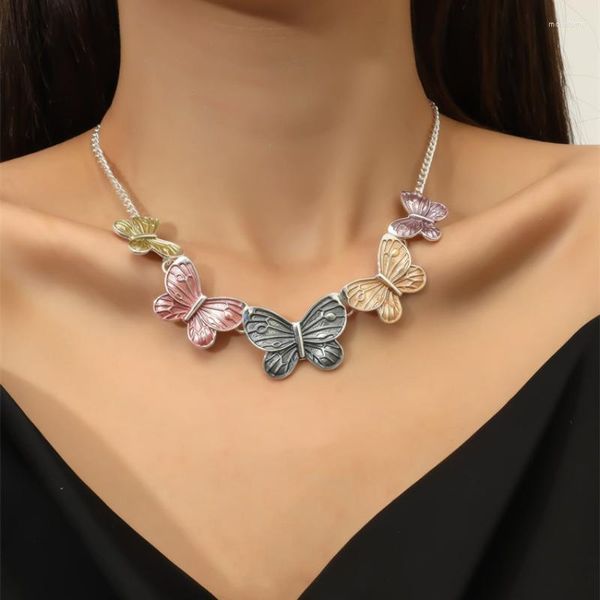 Cadenas Estilo de playa Europeo Americano Medio Oriente Joyería Plata Color Aceite Mariposa Collar Mujer