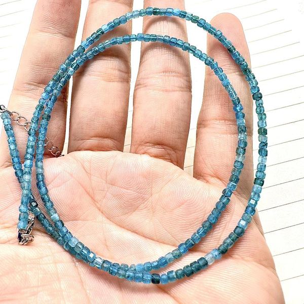 Chaines Collier en pierre cristalline d'apatite Bleu
