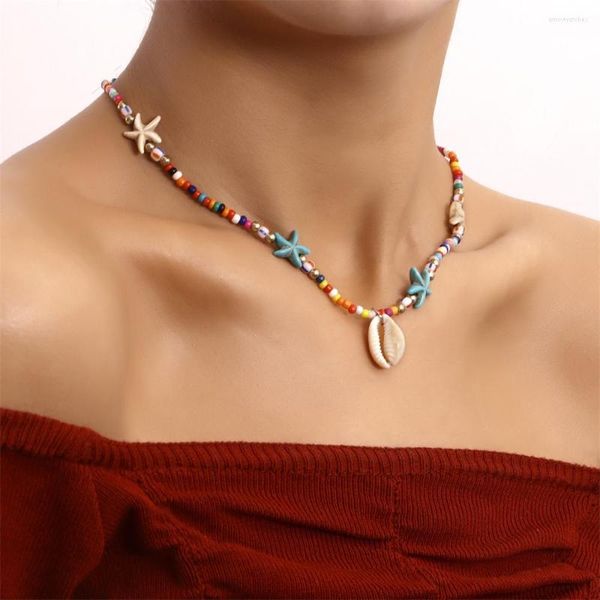 Cadenas Bohemian Blue Rice Bead Chain Collar con colgante de concha natural para mujer Ocean Beach Sunshine Surfing Jewelry Accessories