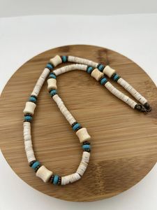 Chaînes Style bohème Coquille de noix de coco Turquoise Collier de perles Niche Mode Chaîne courte Tendance européenne et américaine