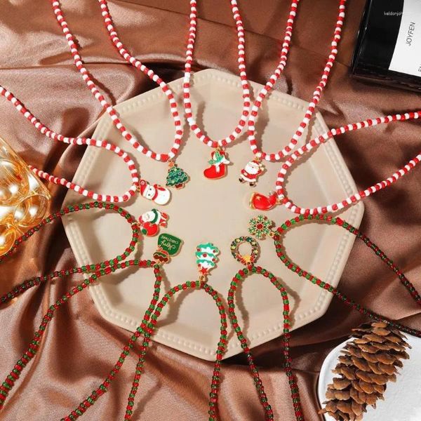 Chaînes Cartoon Collier de Noël Clavicule Chaîne Arbre Pendentif Collier Santa Gingerbread Man Riz Perlé Cadeau