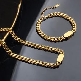 Chaînes Chanfar Fashion Hip-Hop Golden Curb Cuban Link Chain Collier en acier inoxydable pour hommes et femmes Bracelet Jewelry303P