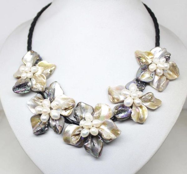 Chaînes Charme 50mm 5Fleur Pendentif Collier 18 pouces Mix Blanc Noir Baroque Shell Nacre Fait Main