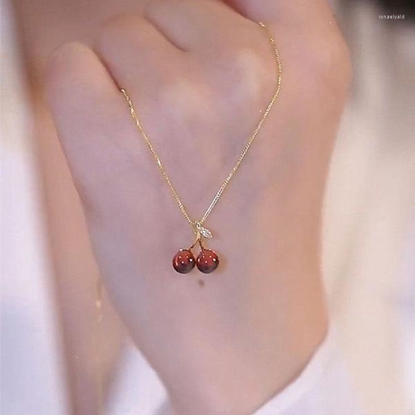 Chaînes Classique Rouge Cerise Cristal Pendentif Collier Pour Femmes 2023 Tendance Doux Mignon Or Couleur Ras Du Cou Chaîne Bijoux Accessoire Cadeau