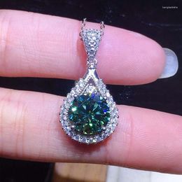 Chains classiques coupés rondes émeraude vert cubique zircone en pierre cristalline collier de couleur argent clavicule de clavicule de clavicule de banquet bijoux