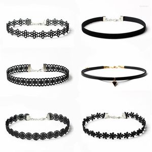 Kettingen Klassieke set Stretch Gothic Choker 6-delige ketting Kant Fluwelen kettingen voor dames Lang Trendy