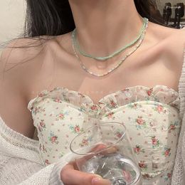Collier de perles de millet coloré pour femme avec une sensation légère et luxueuse adaptée aux accessoires d'été. Conception en petit groupe