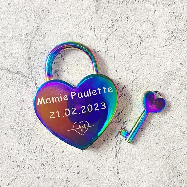 Chaînes Texte personnalisé Rainbow Verrouillage concentrique avec clé Saint-Valentin Couple personnalisé Porte-clés Coeur Bijoux Cadeaux d'anniversaire