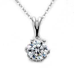 Cadenas D Color VVS1 Moissanite Collar 925 Plata esterlina 1 0CT Diamantes brillantes redondos Solitario Colgante para mujeres Jewelry235T