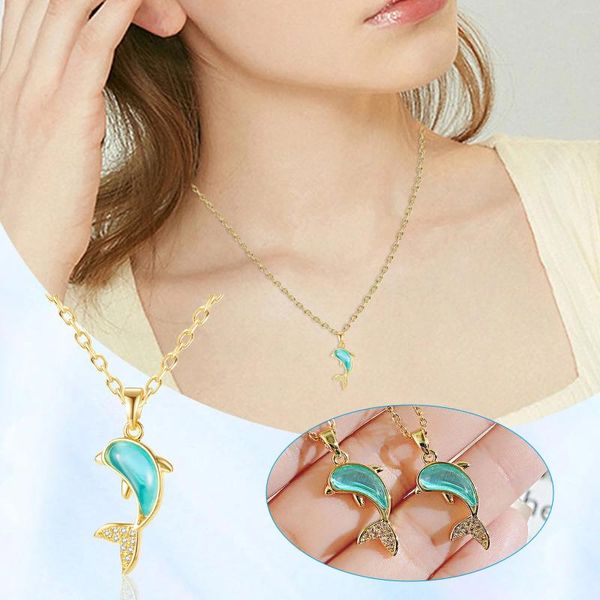 Chaînes Collier de perles délicates Charms d'animaux Dauphins Ternish Bijoux Plaqué or en acier inoxydable Zircon Colliers à chaîne courte pour femmes