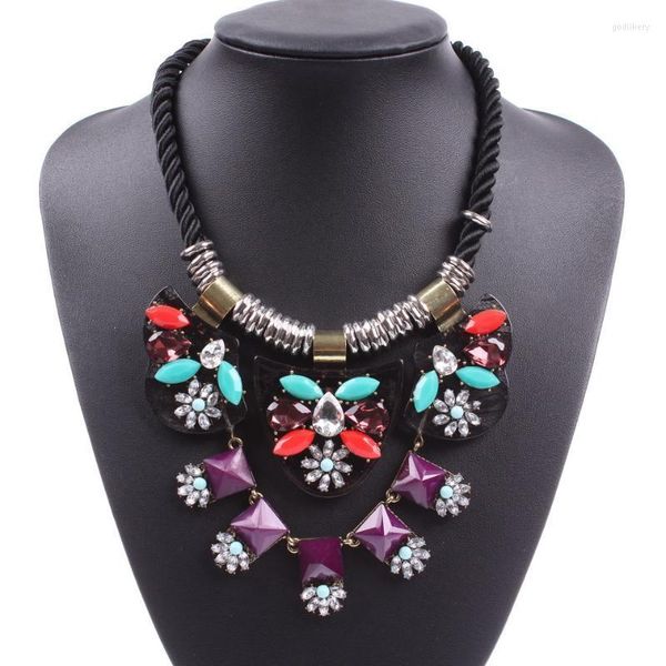 Diseño de cadenas Cadena de cadena Collar de cristal para mujer Cuerda negra Flor de diamantes de imitación Declaración Collares de moda LadiesChains Godl22
