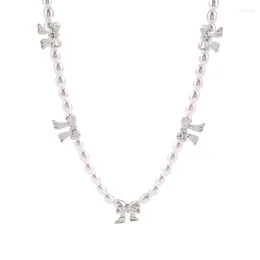 Chaines Elegant Bowknot Choker Collier Pearl Clavicule Chain Bijoux pour les femmes de fête