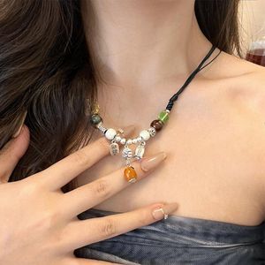 Chaînes style ethnique collier de perles en céramique taille réglable tour de cou fait à la main bohème
