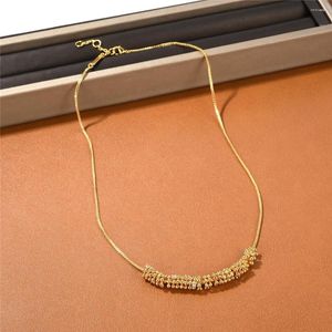 Cadenas Europa América Famoso diseñador Marca Cadena de oro Cristal Diamante Collar irregular Mujer Joyería de lujo Moda