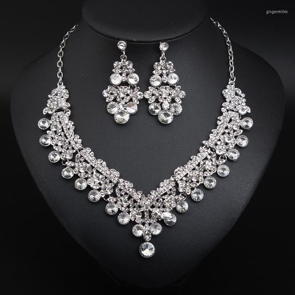 Chaînes Européenne Et Américaine Mariée Robe De Mariée Cristal Gem Transparent Collier Boucles D'oreilles Ensemble Accessoires De Mode Pour Femmes En Gros