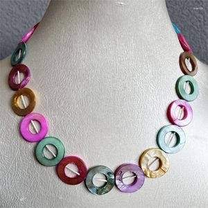 Chaînes Style européen 20mm coloré collier de coquillage naturel anneau rond boho espagne femmes bijoux accessoires créatifs en gros