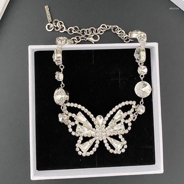 Chaînes exagérées cristal creux papillon collier femmes bijoux de luxe Europe tendance célèbre marque de créateur