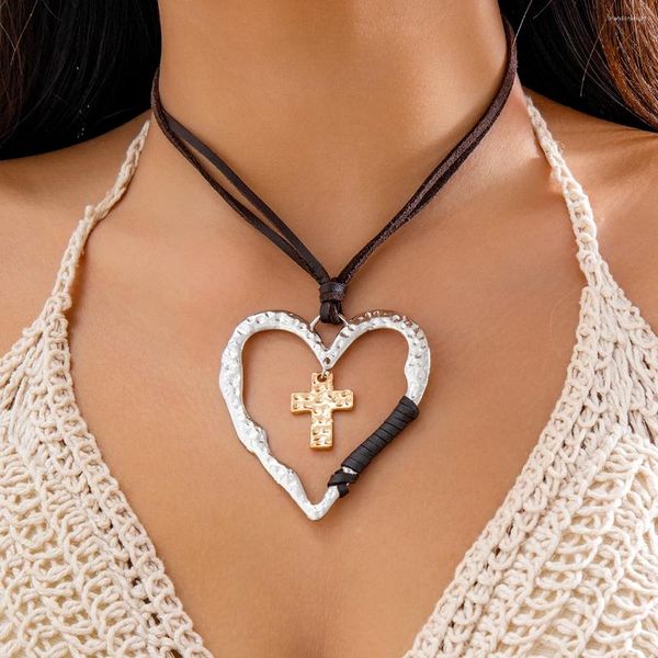 Cadenas exageradas étnicas grandes huecos amor corazón cruz Jesús colgante gargantilla collar para mujeres gótico ajustable cuerda cadena Y2K joyería